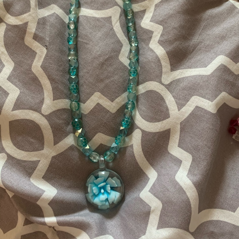 Handmade teal/light blue flower necklace - Picture 2 of 2